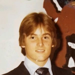 Meet your Posher, Lawrence